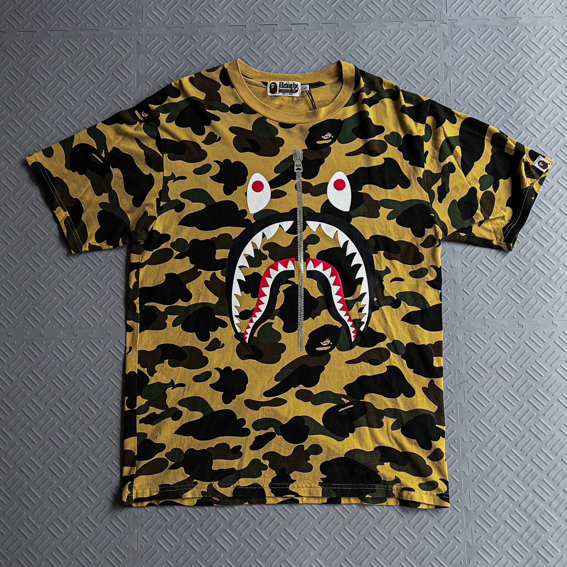 Bape Camo Shark Tee (L)