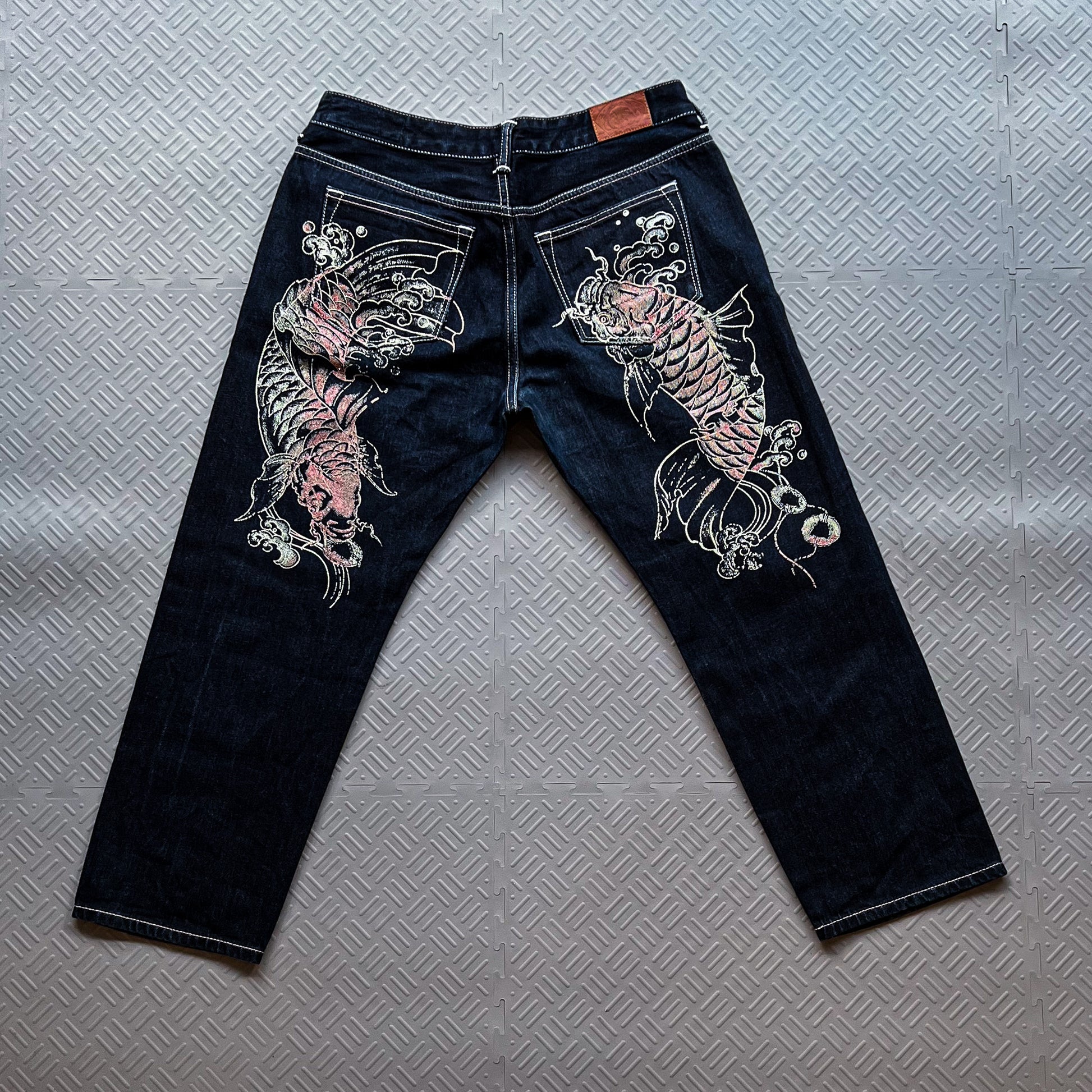 Evisu Embroidered Koi Jeans (29)