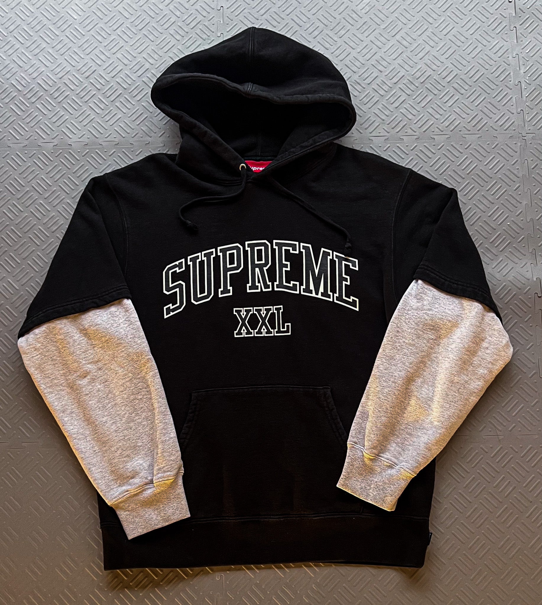 SS20 Supreme Layered Hoodie Grey Black (M)