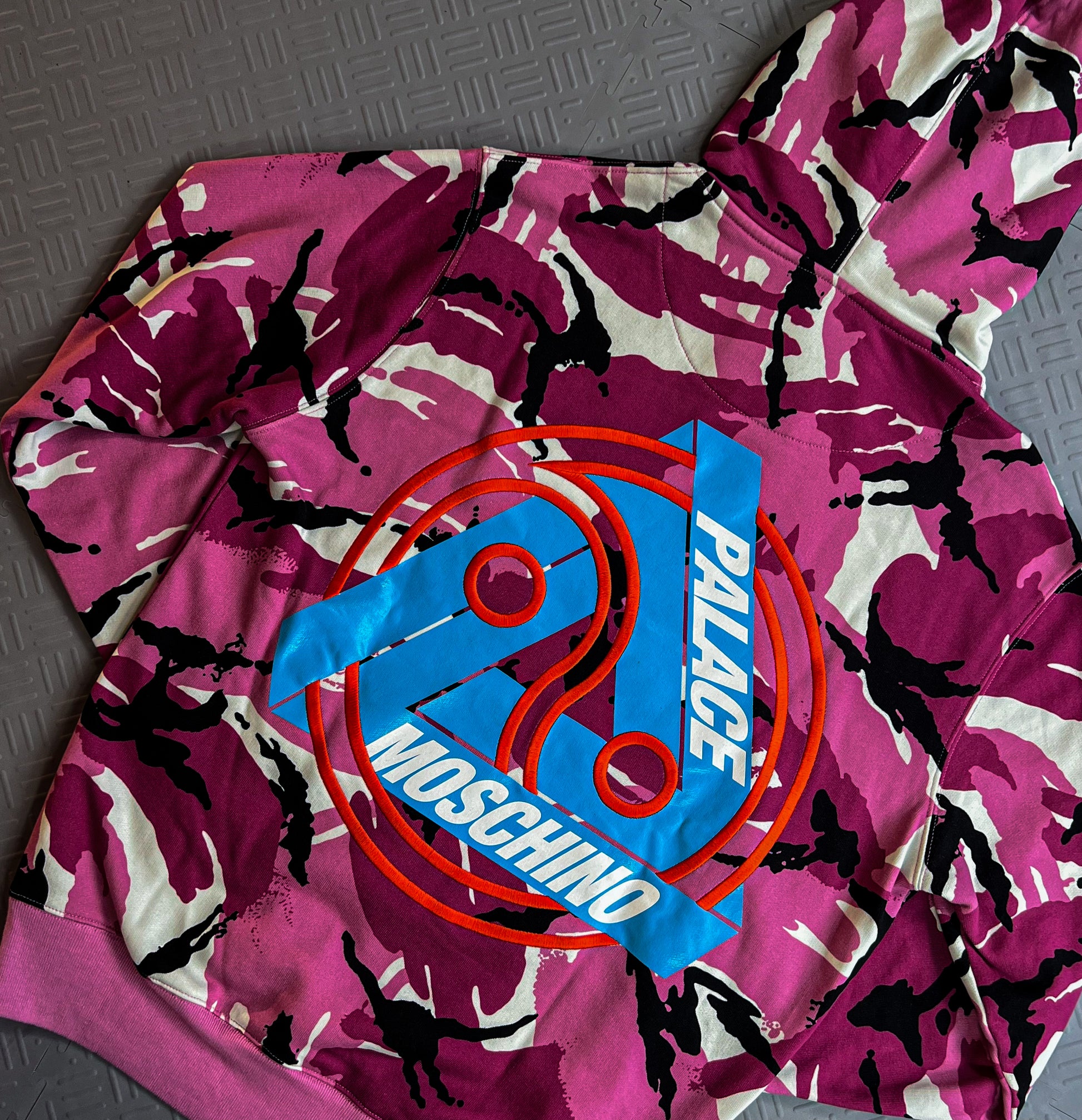 Palace Moschino Hoodie (XS)