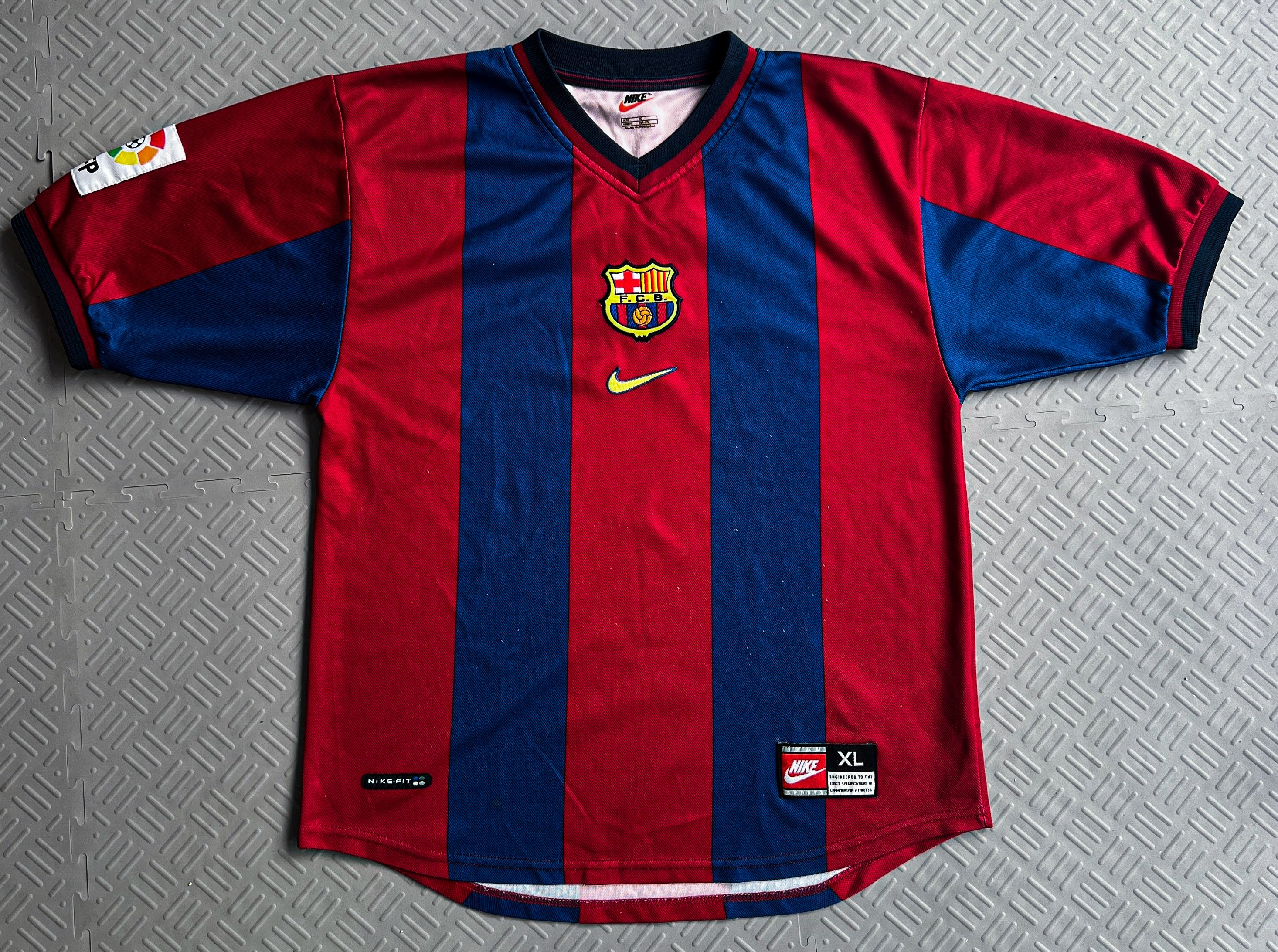 1998-00 FC Barcelona Home Shirt Kids (S)