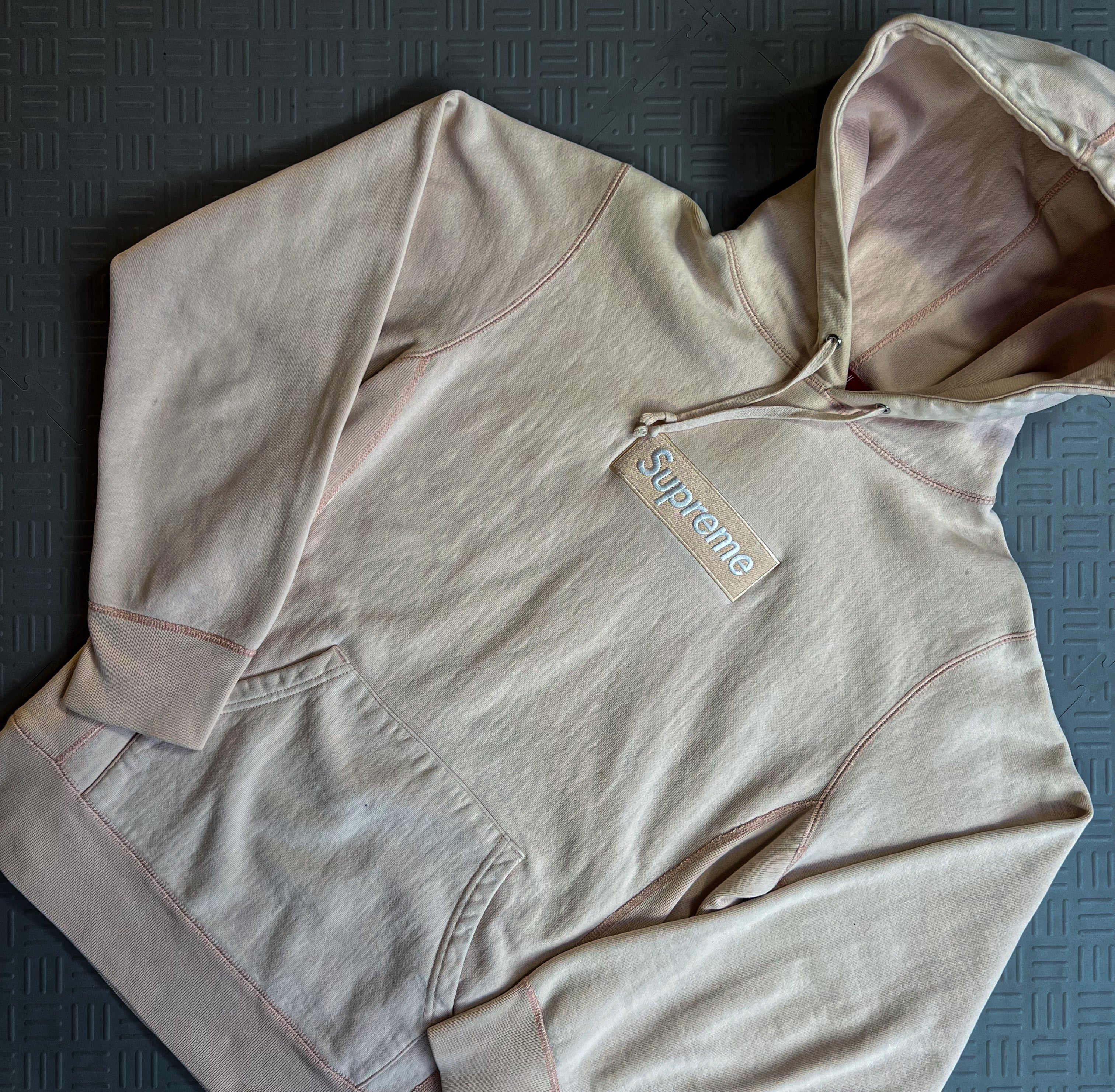 FW16 Supreme Peach Box Logo Hoodie (S)