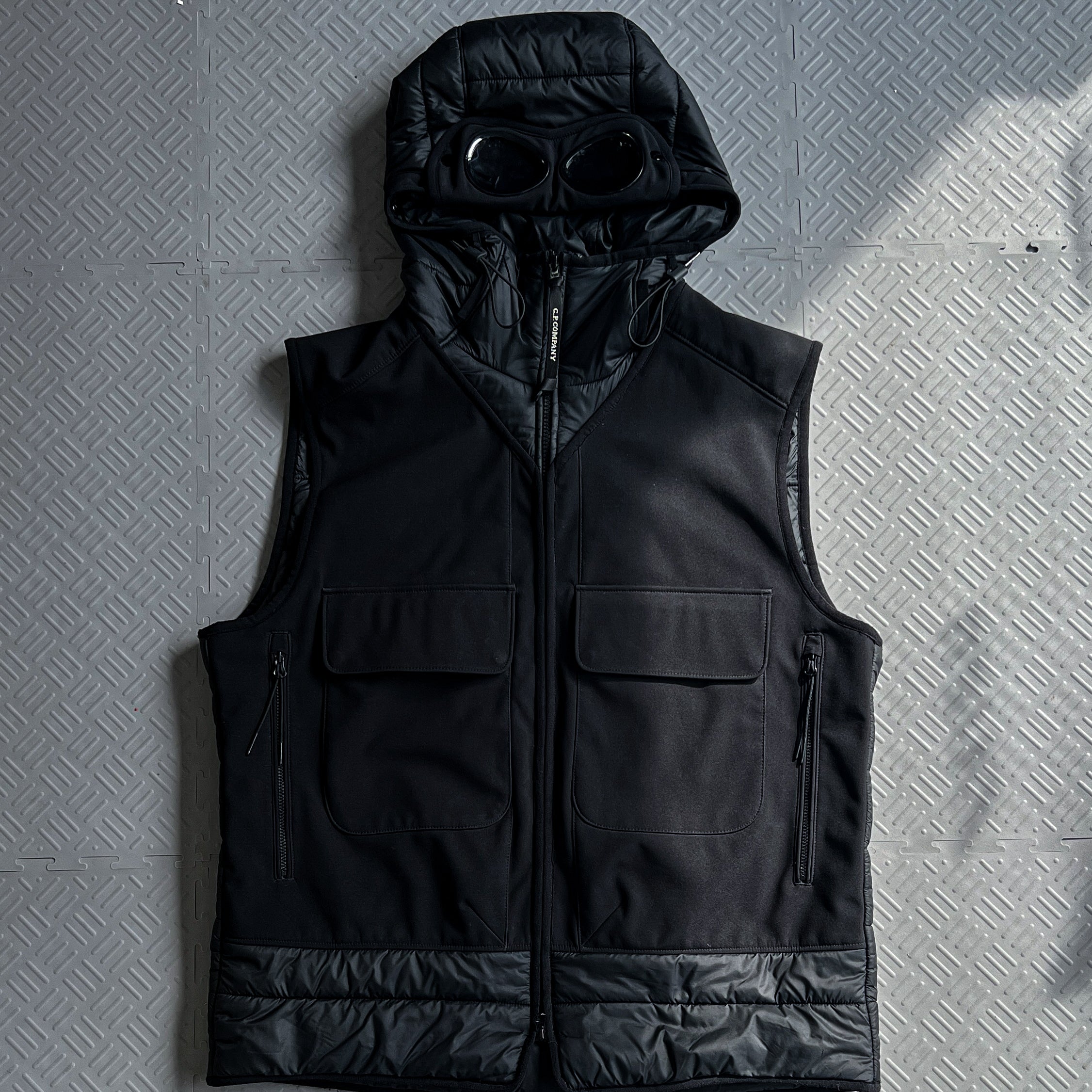 CP Company Shell R Goggle Vest (52)