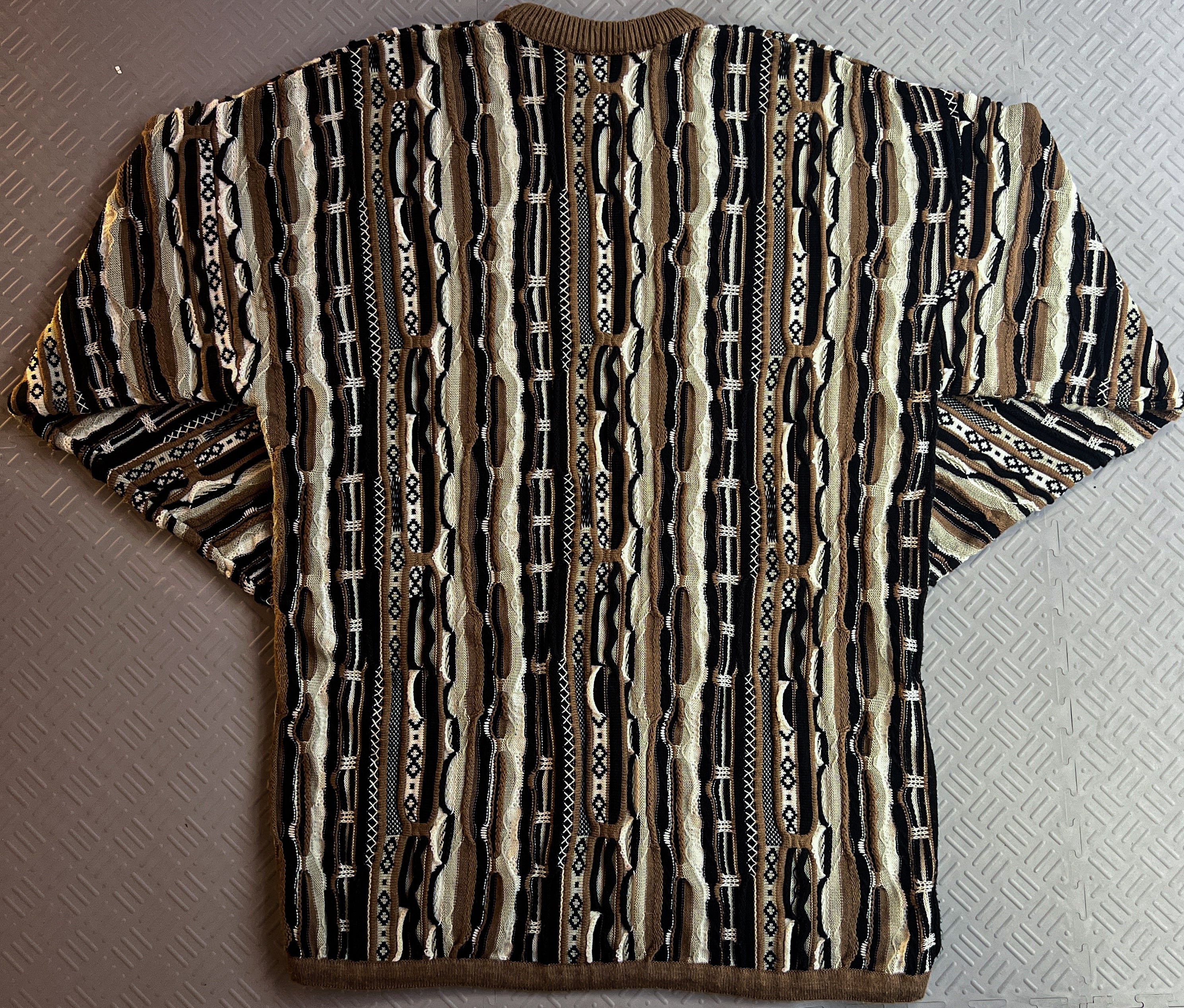 Vintage 90’s Googi 3D Knit Sweater (3XL)