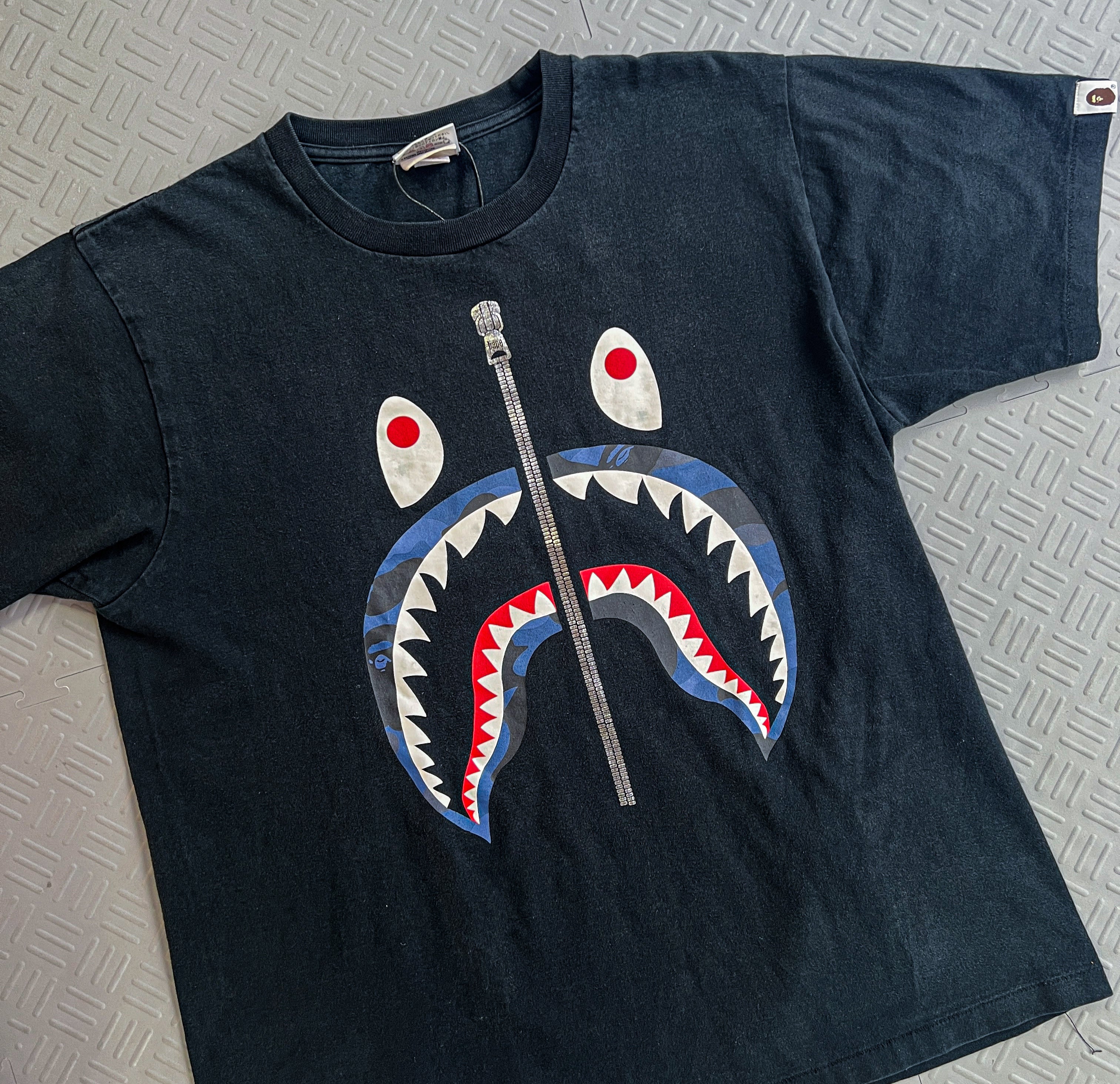 Bape Shark Zipper Tee (M)