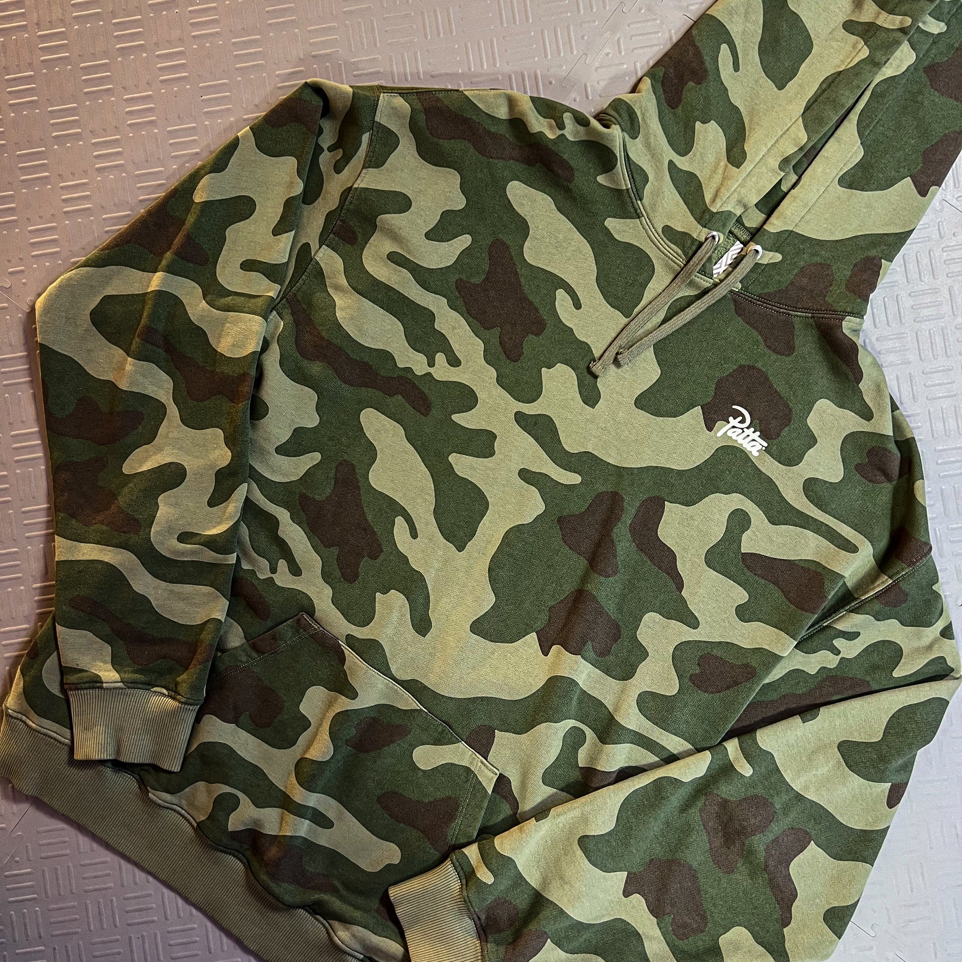 Patta Camo Hoodie (L)