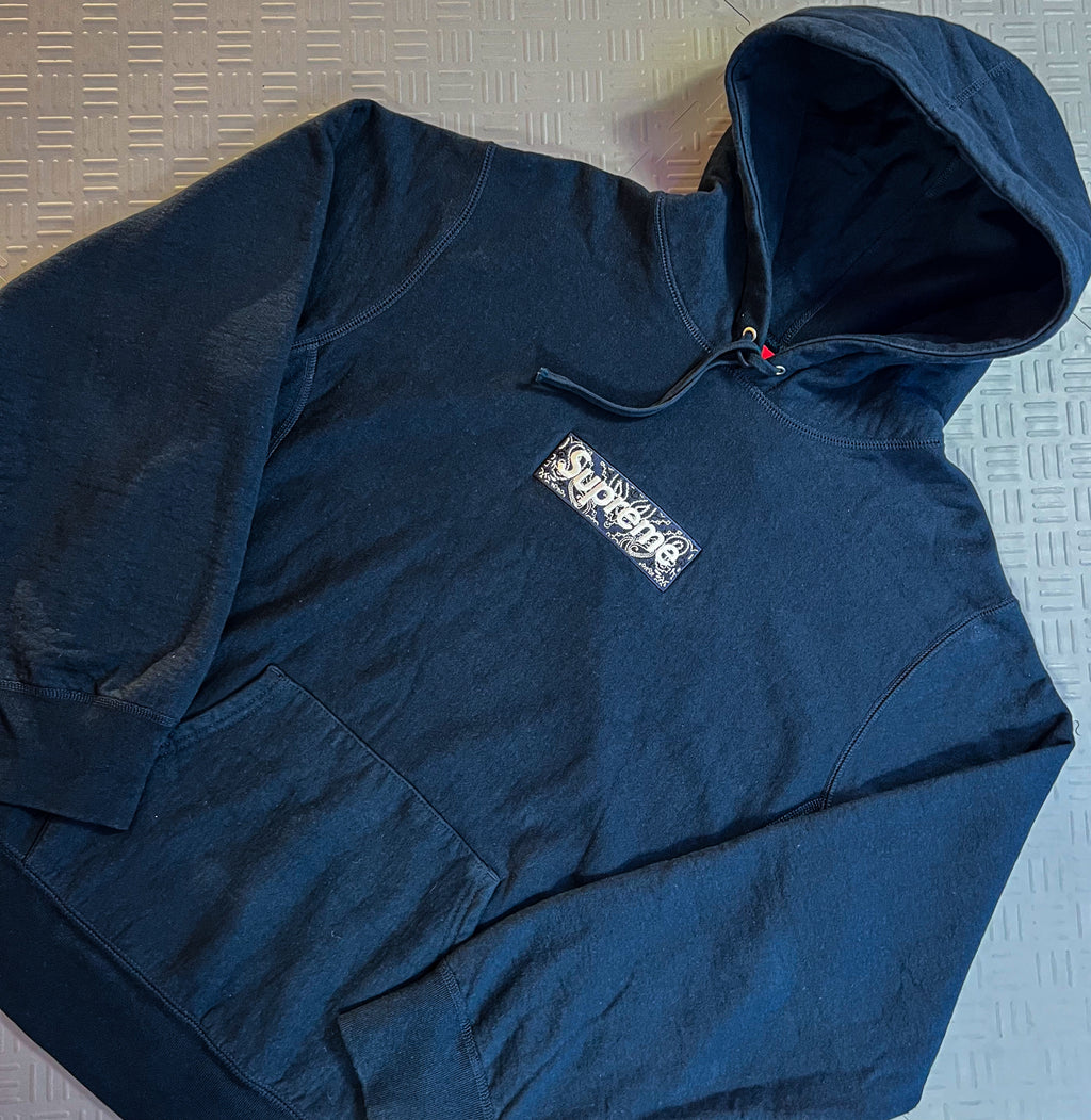 FW19 Supreme Bandana Box Logo Hoodie Navy (L)