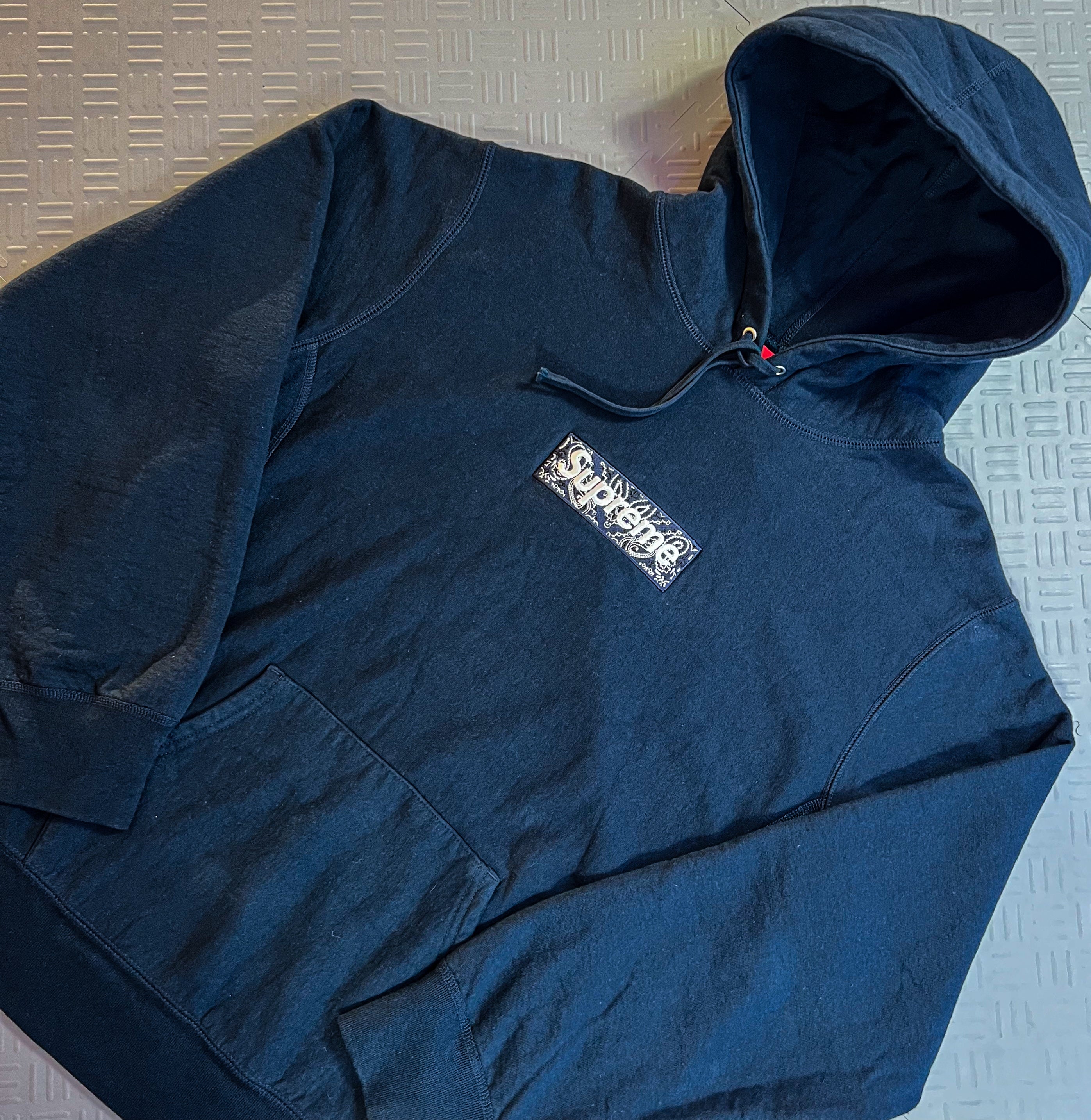 FW19 Supreme Bandana Box Logo Hoodie Navy (L)