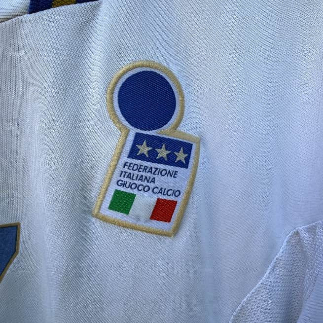 1996-98 Italy Away Shirt (L)