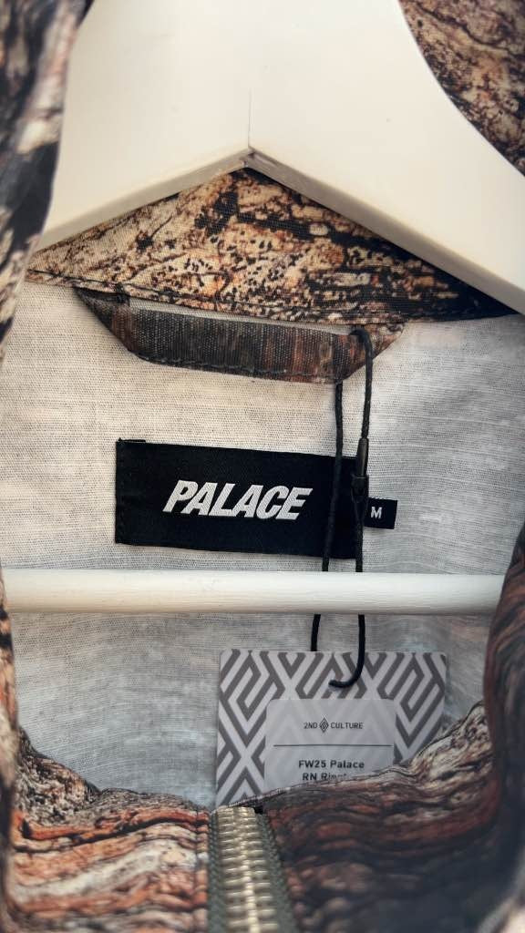 FW25 Palace RN Ripstop Jacket Bark NWT (L)