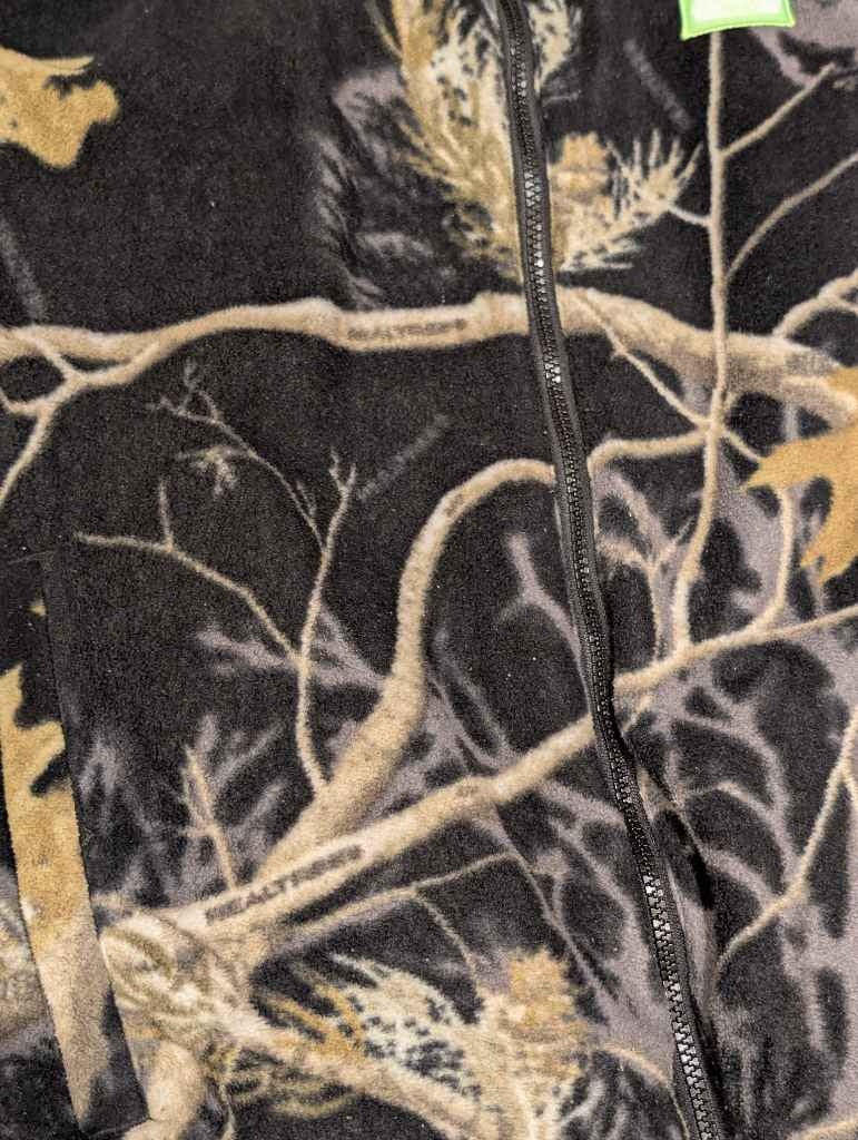 FW21 Palace Reversible Realtree Vest (M)