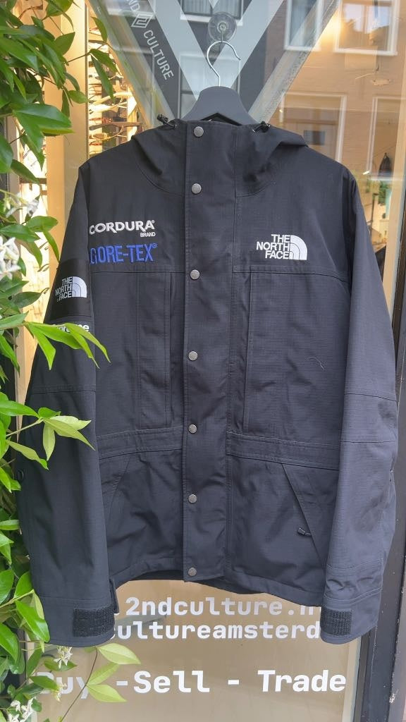 FW18 Supreme x North Face Expedition Jacket GoreTex (L)