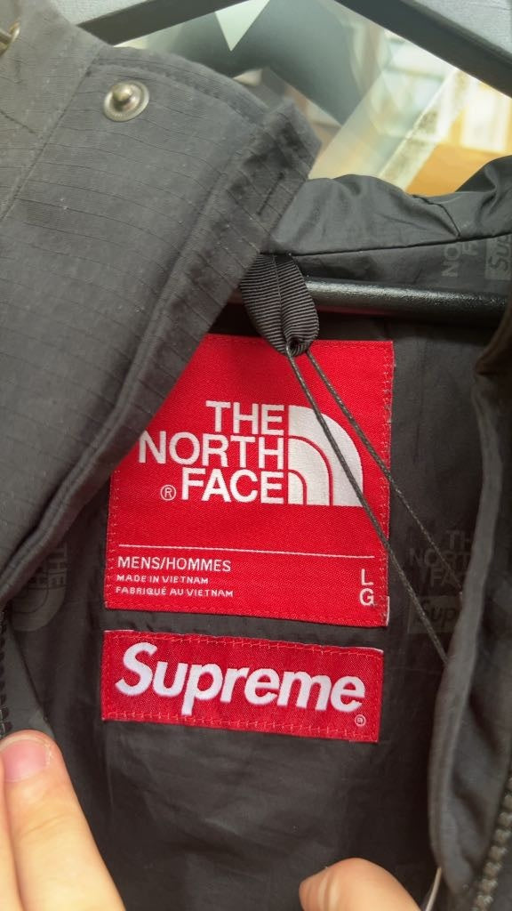 FW18 Supreme x North Face Expedition Jacket GoreTex (L)
