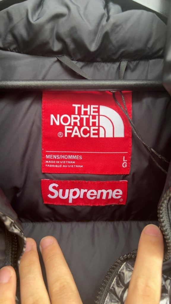 SS21 Supreme x North Face Studded Nupste Jacket (L)