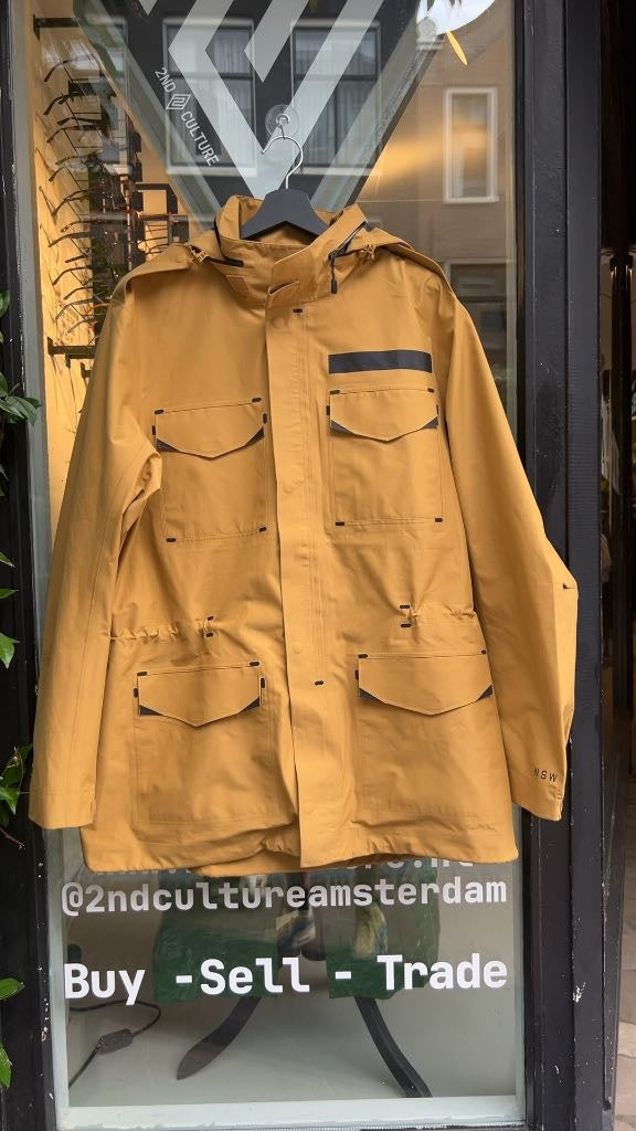 Nike Goretex Jacket Sand (L)