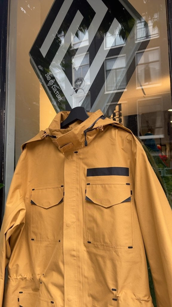 Nike Goretex Jacket Sand (L)