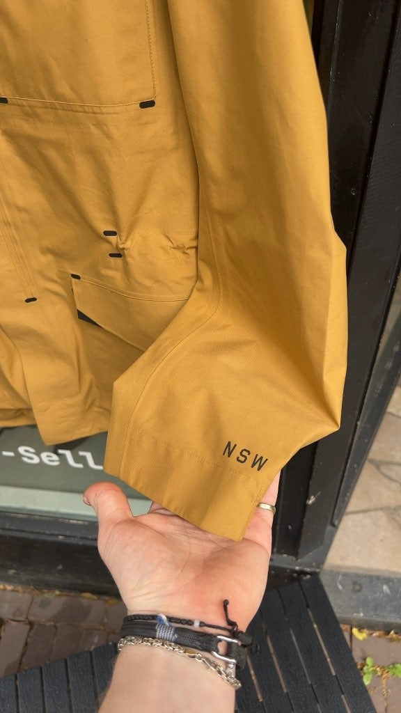 Nike Goretex Jacket Sand (L)