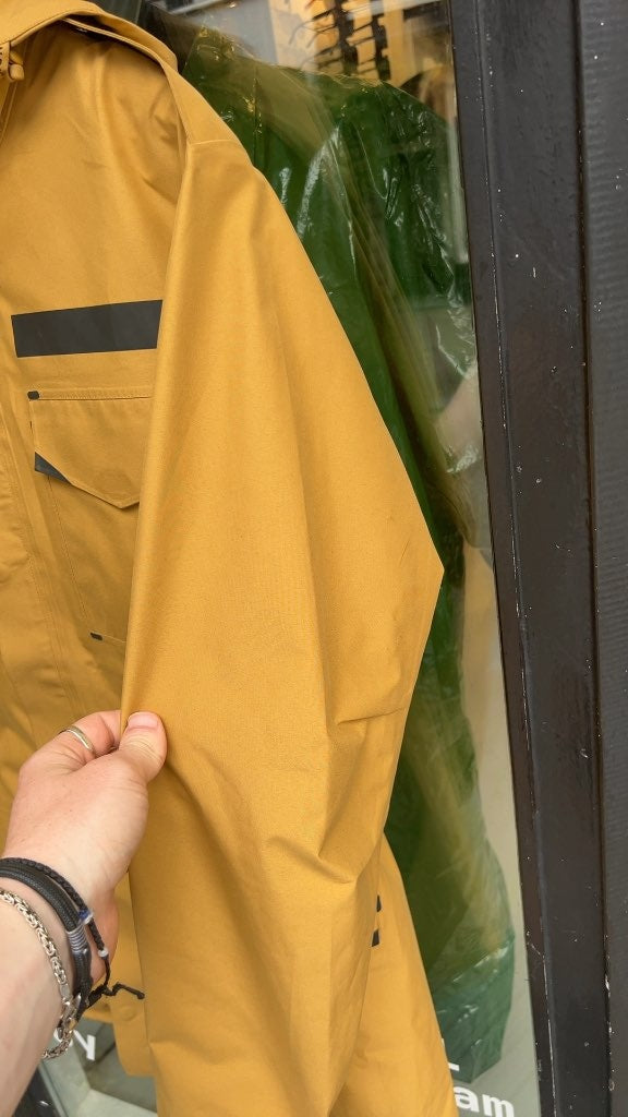 Nike Goretex Jacket Sand (L)
