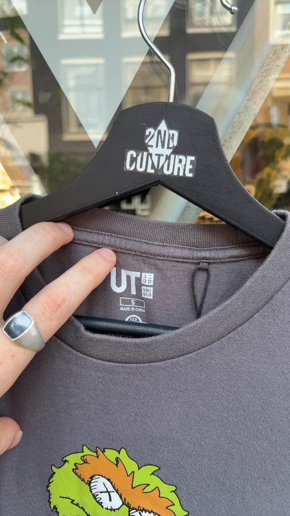 SS18 Kaws x Uniqlo The Grouch Tee (S)