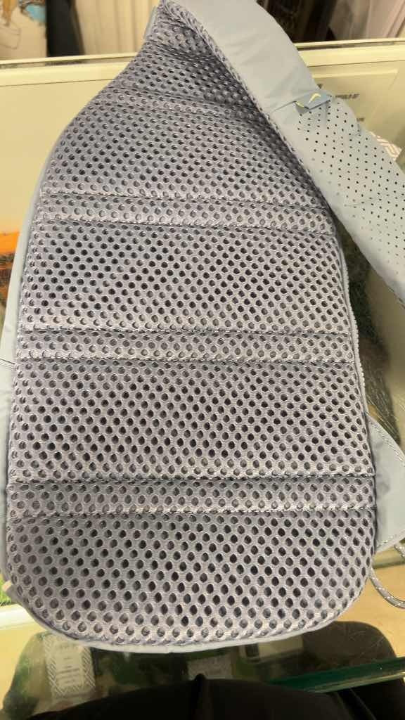 Nike Essentials Sling Bag