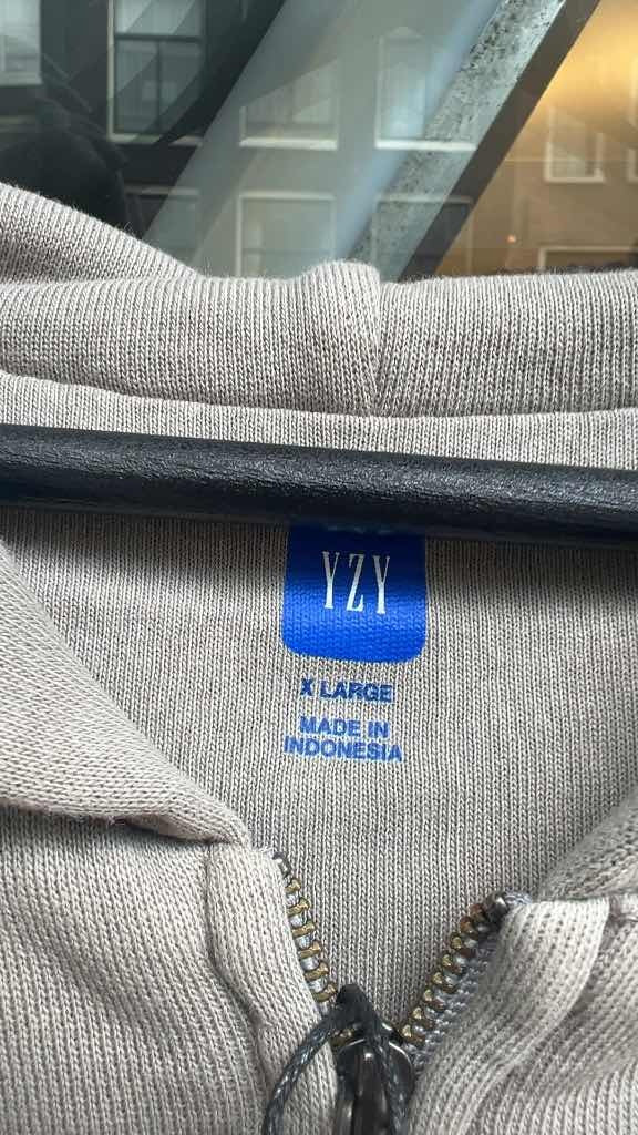 YZY x GAP Zip Up Vest Beige (XL)