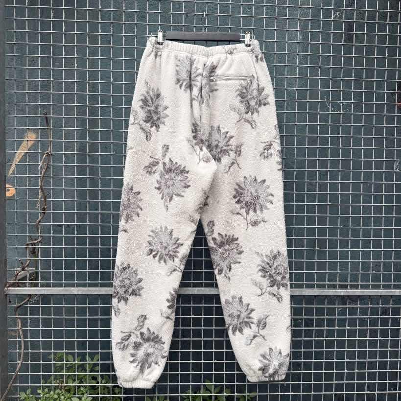 Patta Sunflower Sherpa Pants (L)