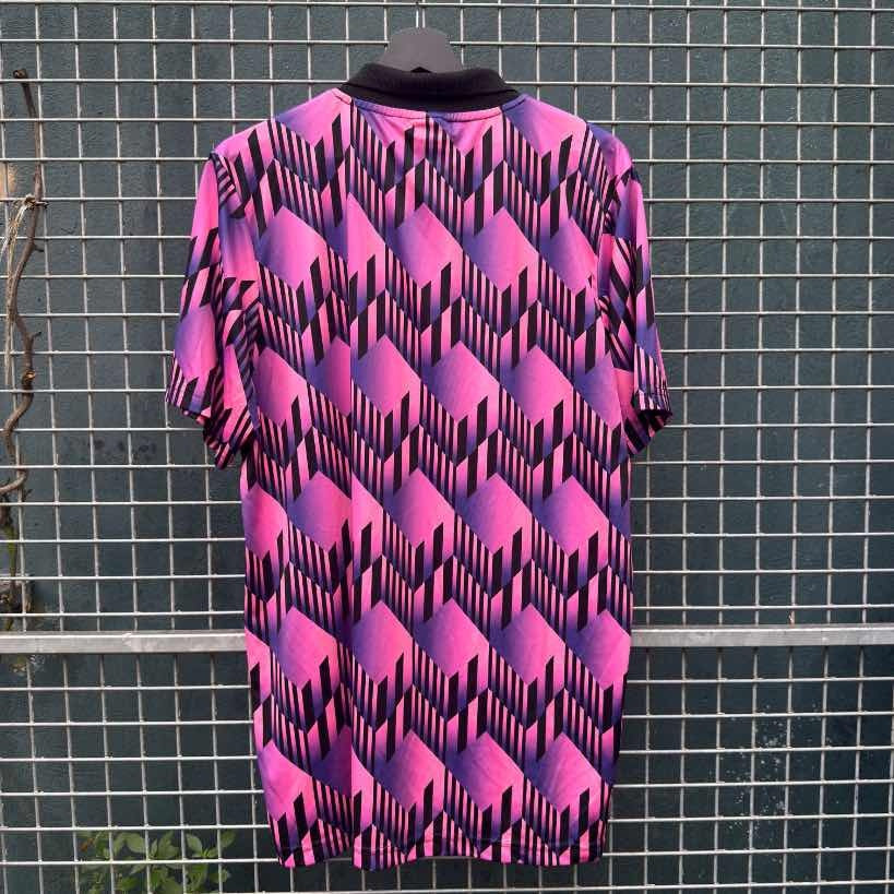 Patta x Umbro 90's Soccer Jersey Pink (XL)