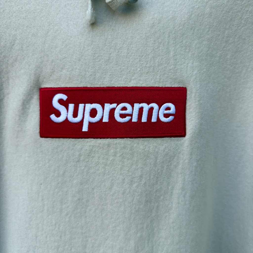 FW24 Supreme Box Logo Hoodie Stone (L)