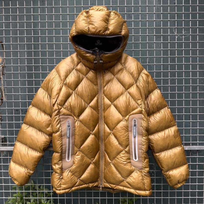 And Wander Gold Pertex Daimond Quilted Jacket NWT (L)