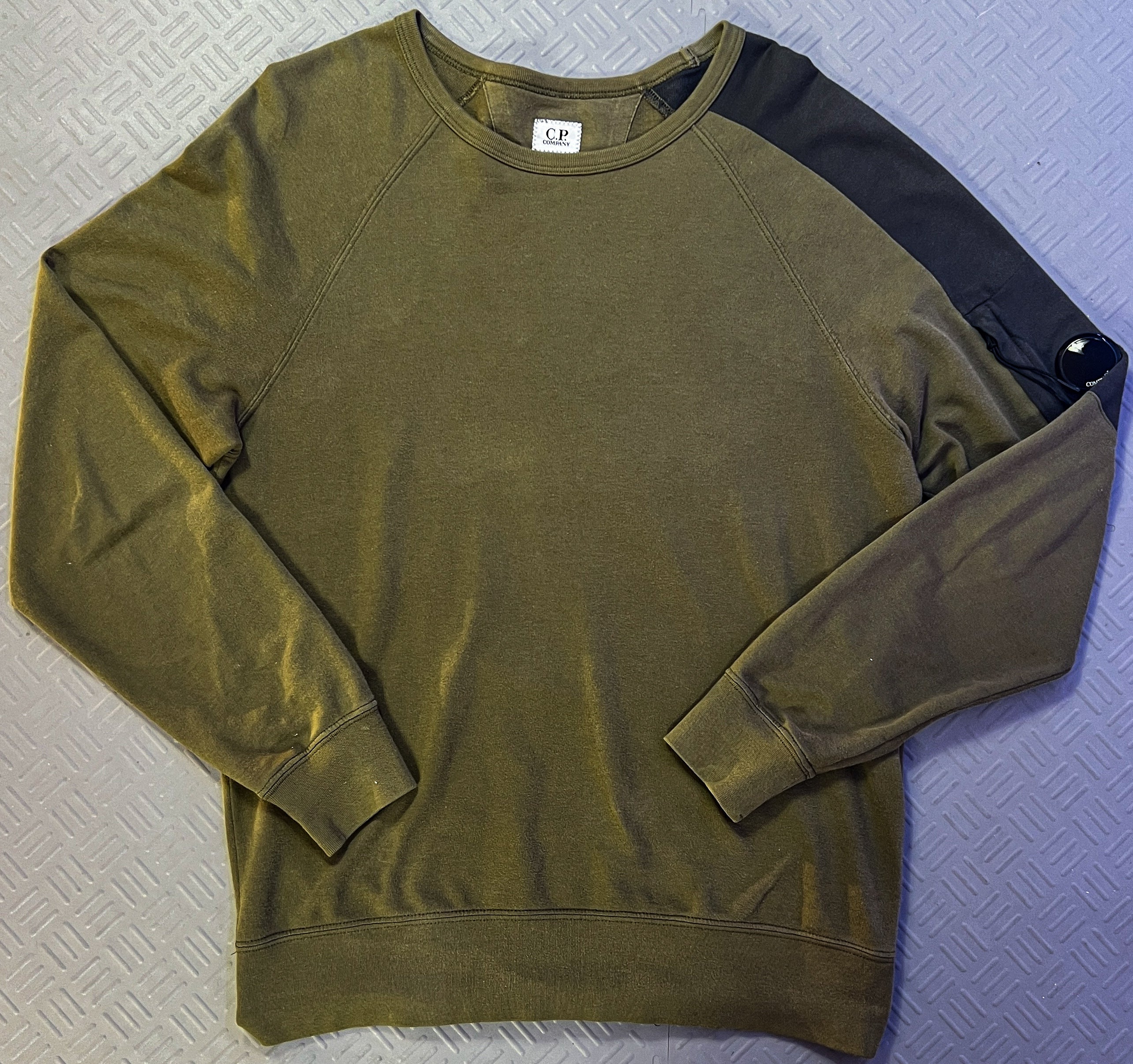 CP Company Olive Lens Crewneck Sweater (M)