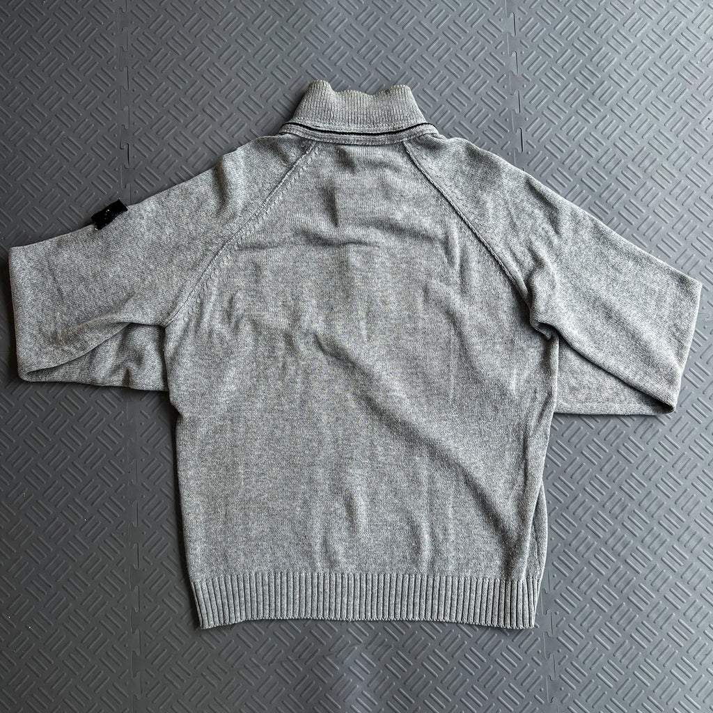 Vintage 2000’s Stone Island Quarter Zip (M)