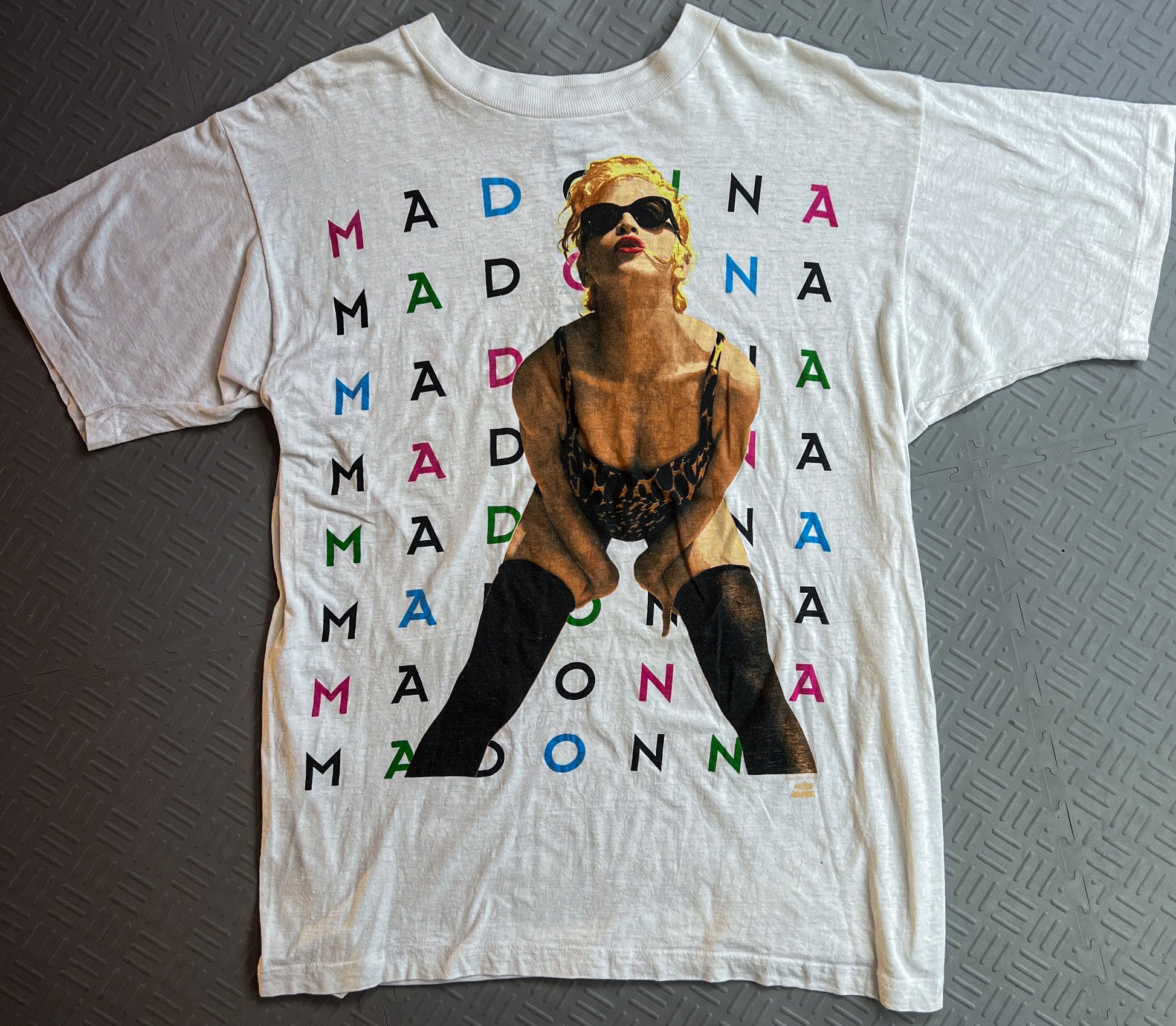 Vintage 1992 Madonna Girlie Show Tee (XL)
