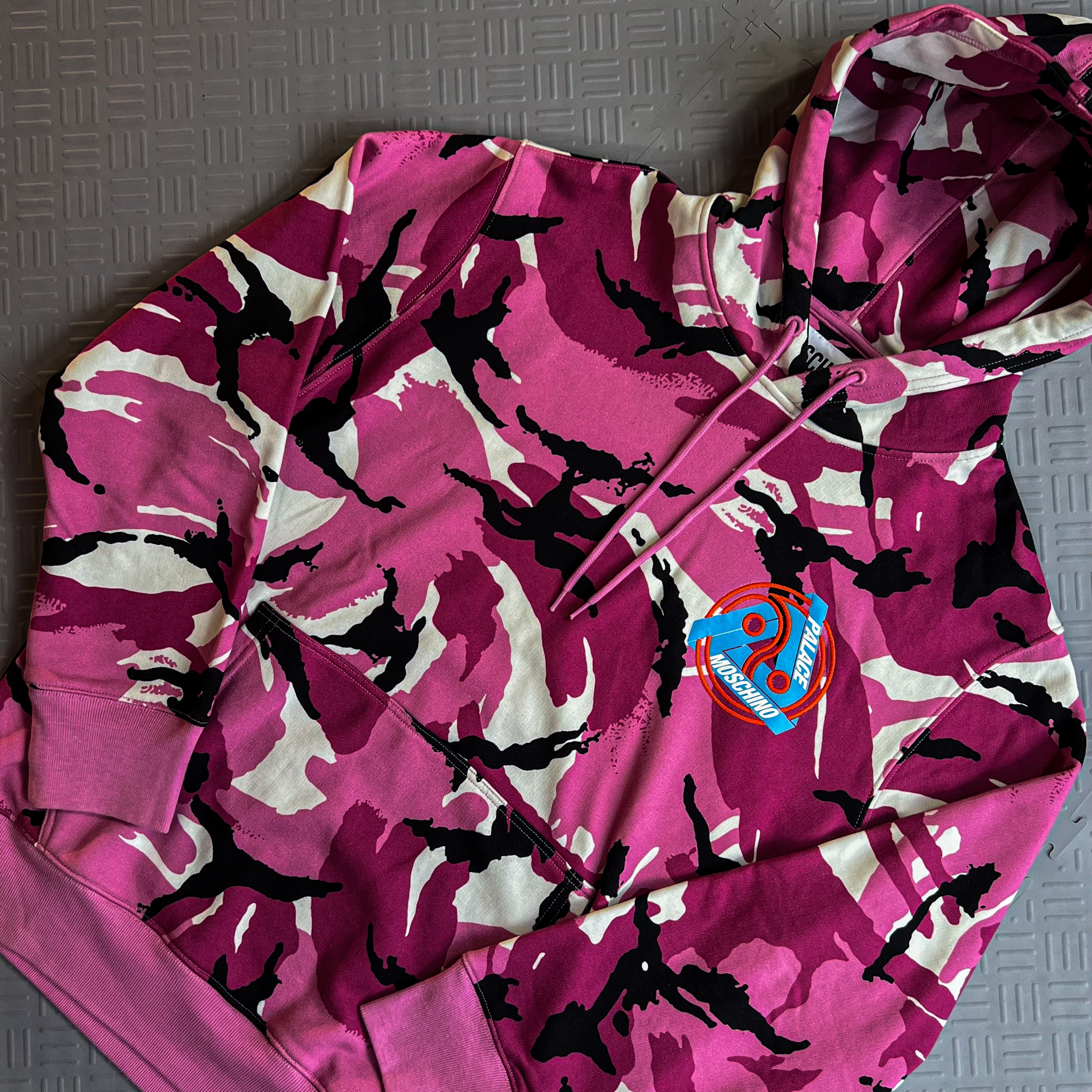 Palace Moschino Hoodie (XS)