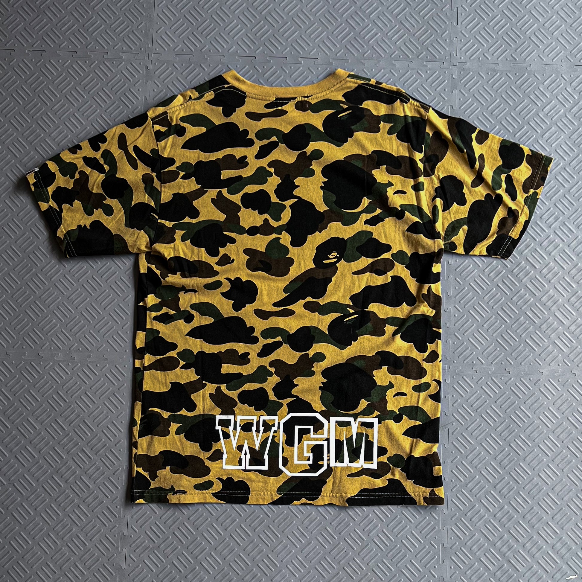 Bape Camo Shark Tee (L)
