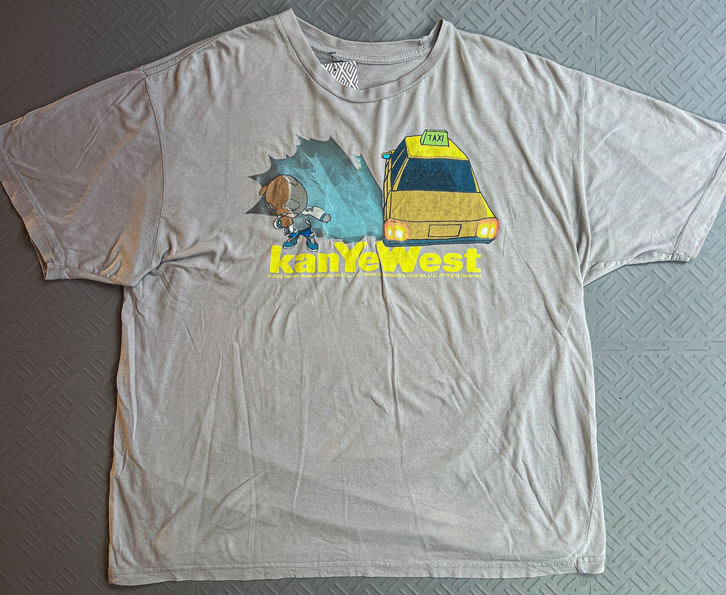 2009 Kanye West x Murakami Graduation Tee (XL)