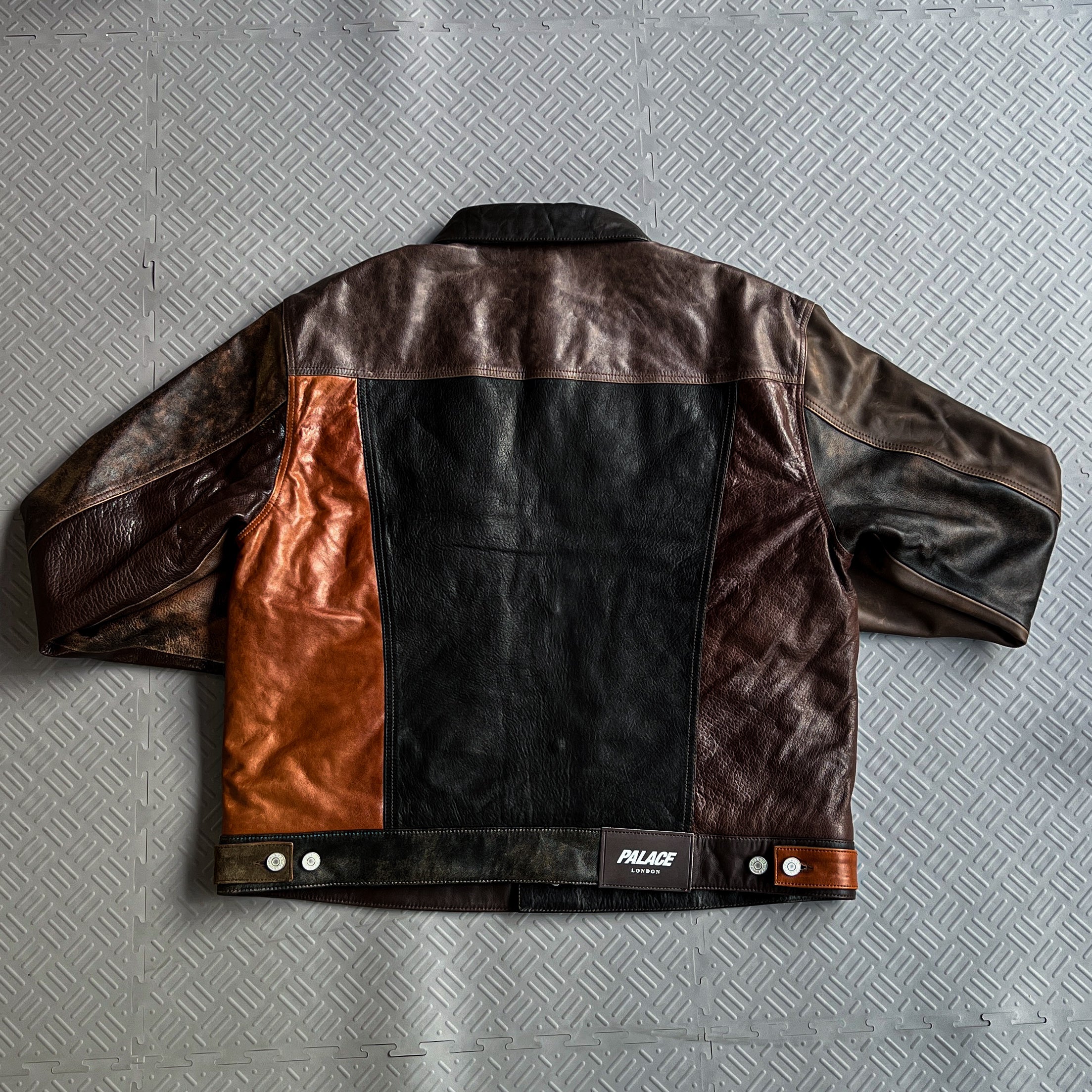 SS25 Palace Patchy Leather Jacket (M)