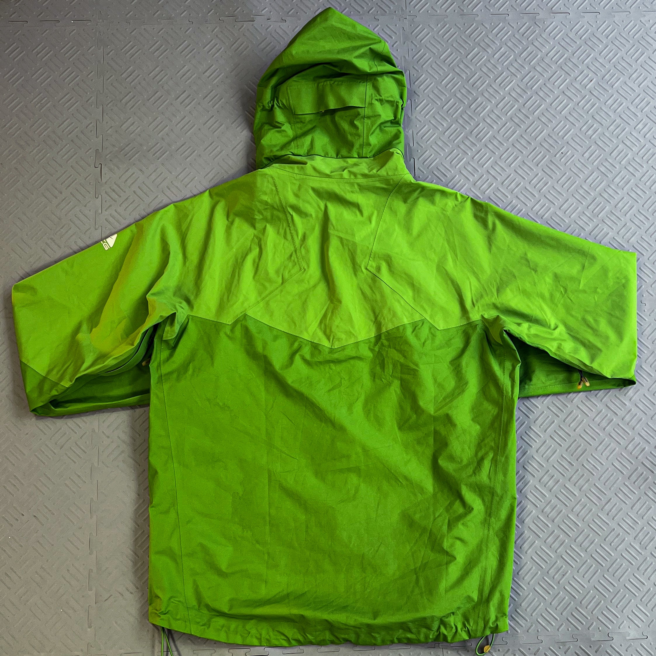 Nike ACG Gortex Jacket (L)