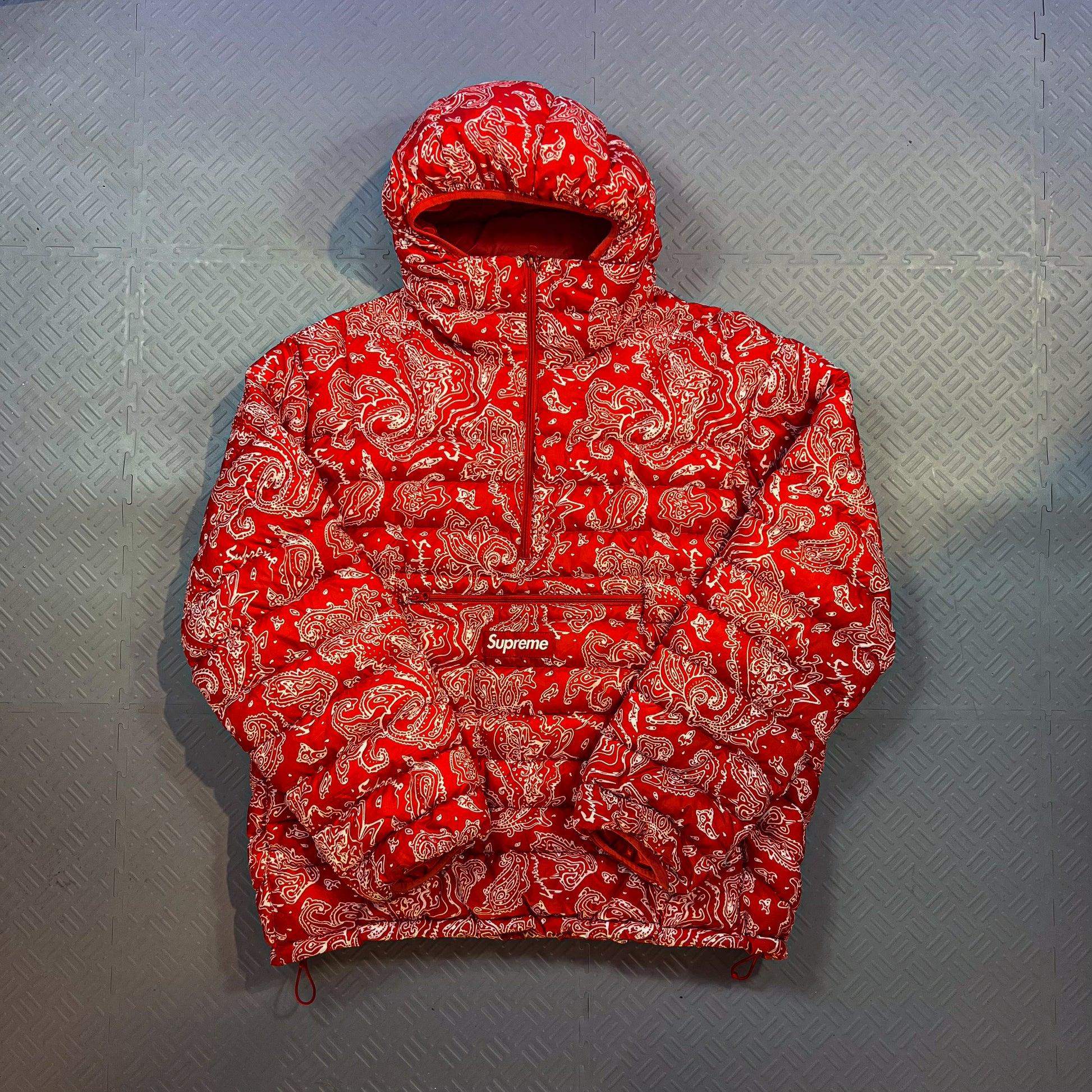 Supreme Half Zip Puffer Paisley FW22 (XL)