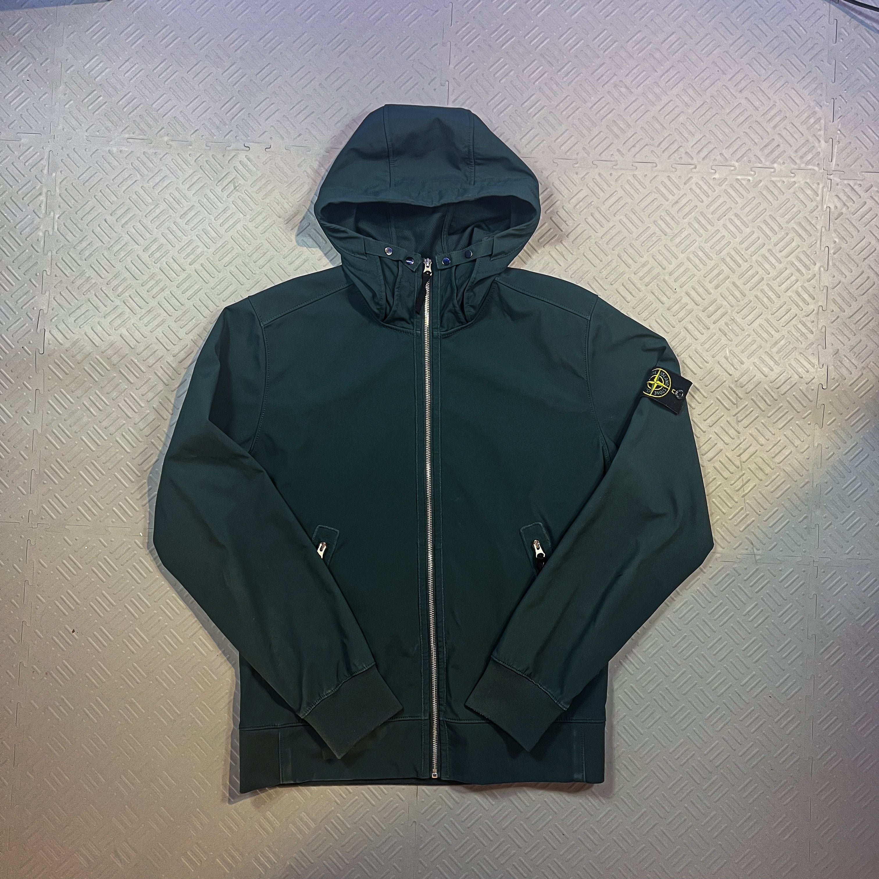 STONE ISLAND LIGHT SOFT SHELL-R Jacket (L)