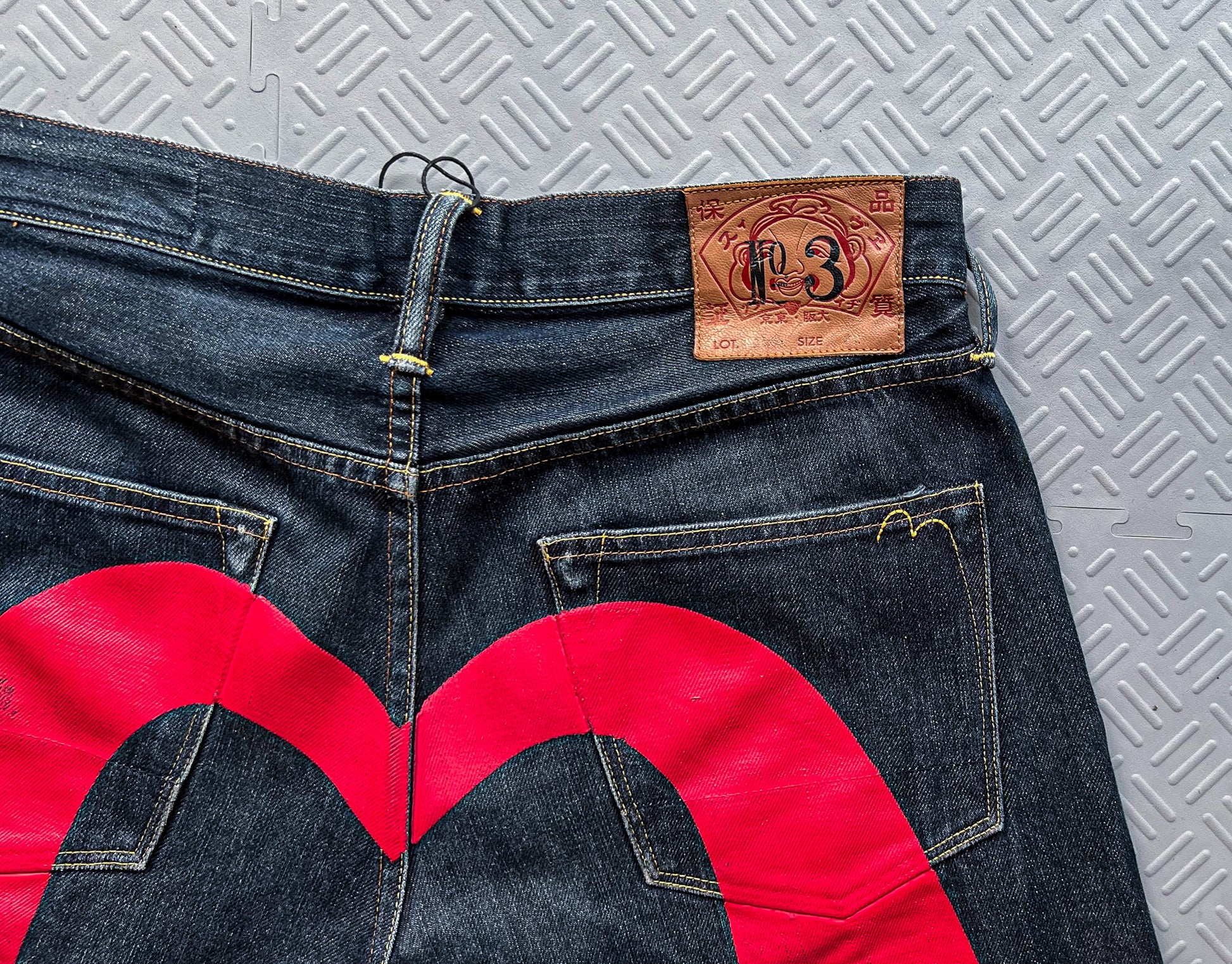 Evisu Red Daicock Short (32)