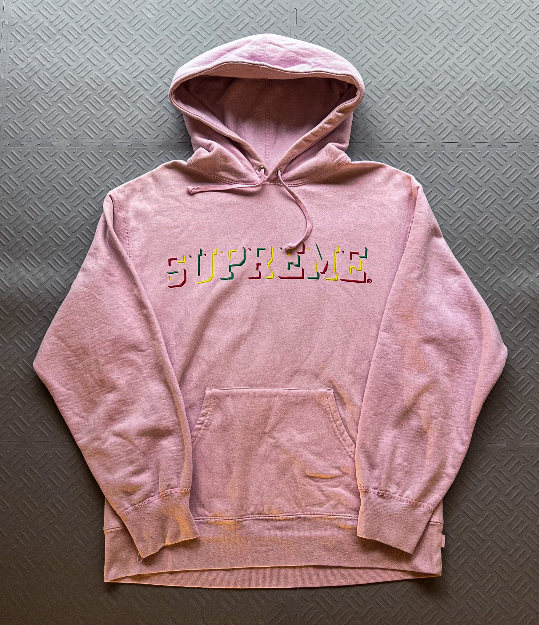 FW20 Supreme Drop Shadow Hoodie Pink (M)
