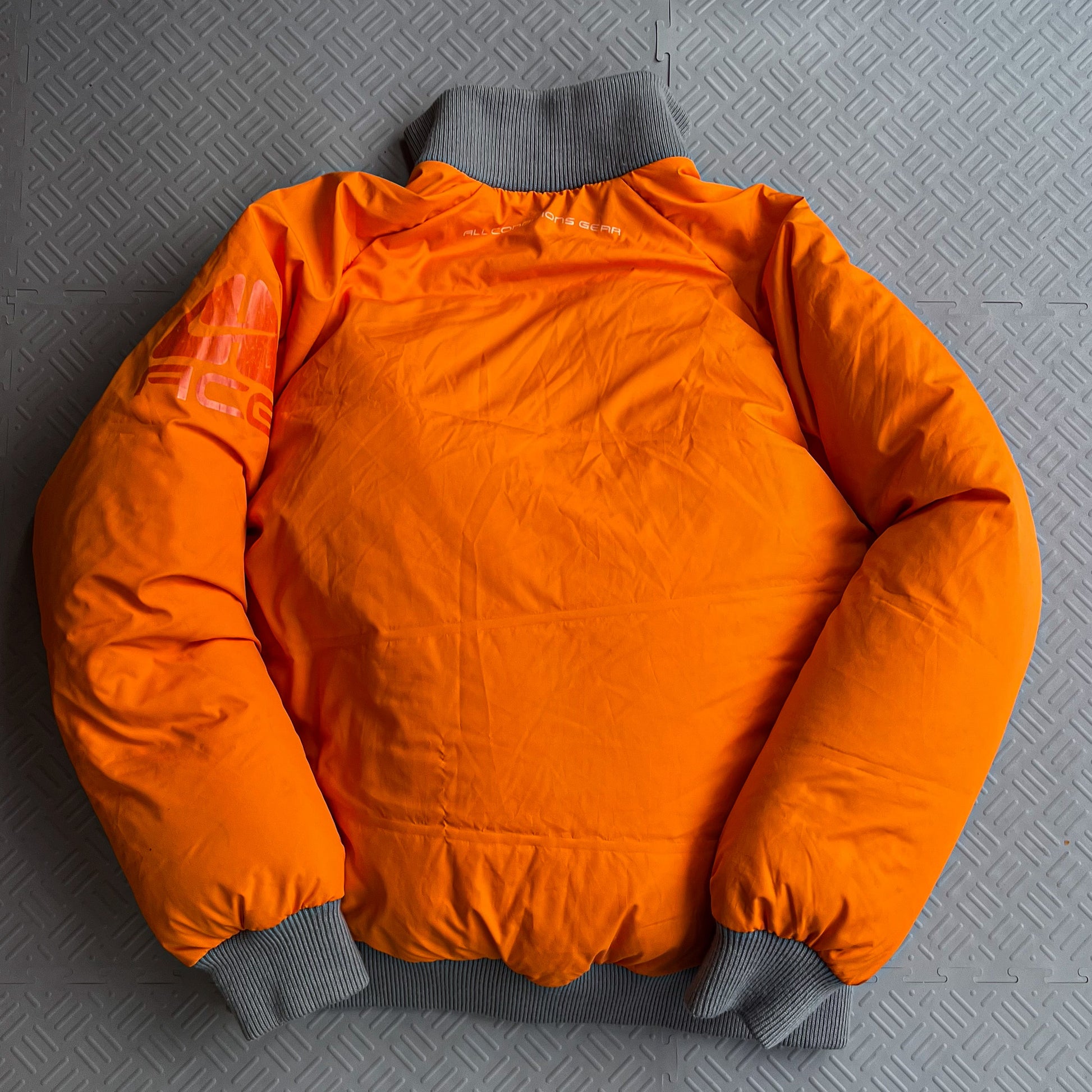 Nike ACG Puffer Jacket (L)