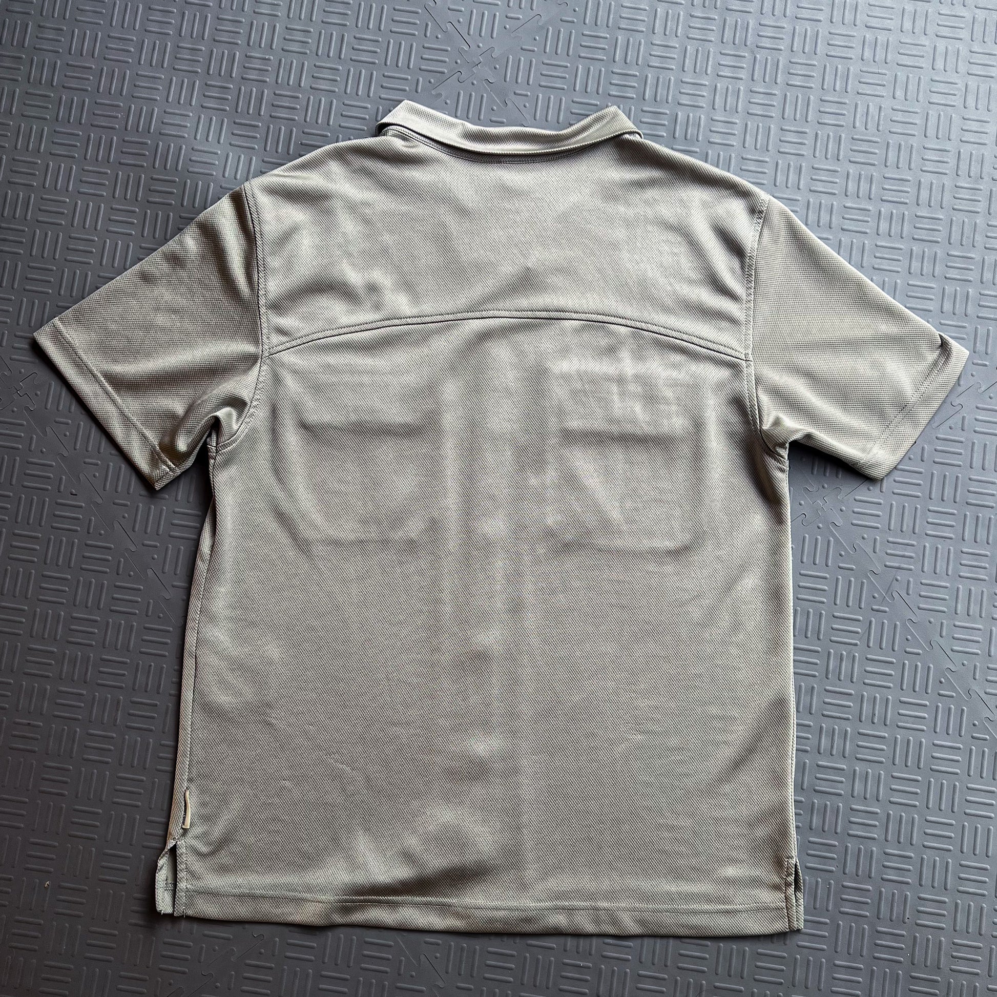 Vintage 2000's Nike ACG Button Up (M)